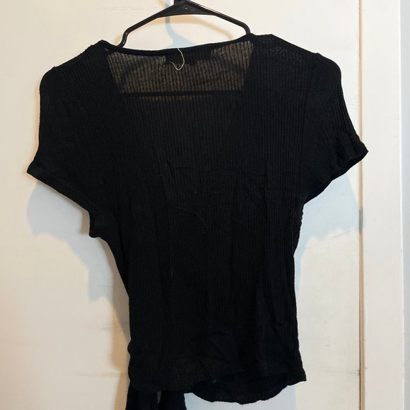 Project Social T - ribbed | black | wrap tie cropped t-shirt - Picture 4 of 4